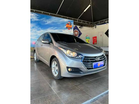 HYUNDAI HB20S 1.6 COMFORT PLUS 16V FLEX 4P AUTOMÁTICO